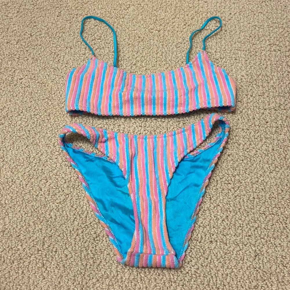 multi color triangl suit